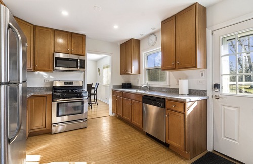 Fox Valley House | Wheaton Rental