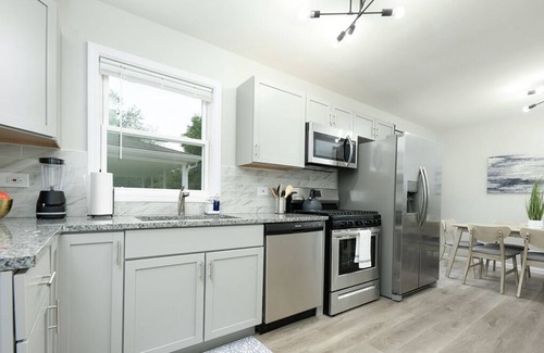 Wheaton House | Wheaton’s Best Getaway