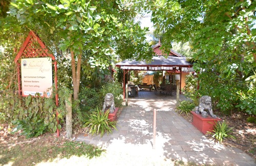 Nelly Bay Cottage | Wheelchair Accessible with Assistance Cottage in a peaceful place.