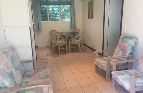 Nelly Bay Cottage | Wheelchair Accessible with Assistance Cottage in a peaceful place.