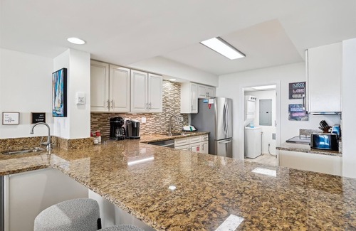 Destin Condo | Where every hour is Happy Hour - Destin Gulfgate 0602!