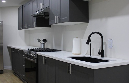 New Tecumseth House | Where Luxury Retreat meets Convenience!