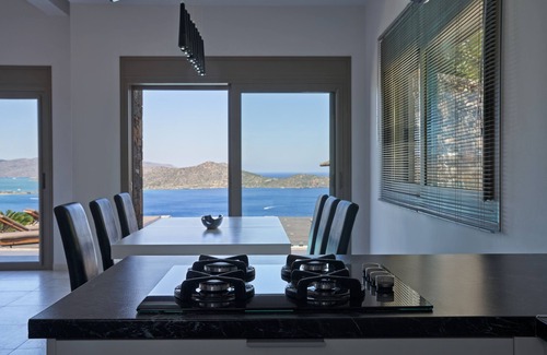 Agios Nikolaos Villa | Where Sophisticated Design Meets Endless Views