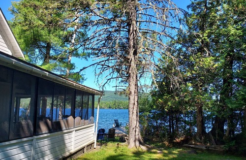 Abbot House | Whetstone Pond Cottage on the Lake