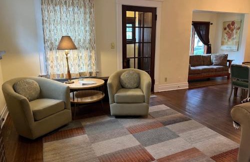 Niagara Falls House | Whirlpool Cottage