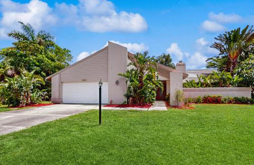 Biggar House | Whiskey Creek