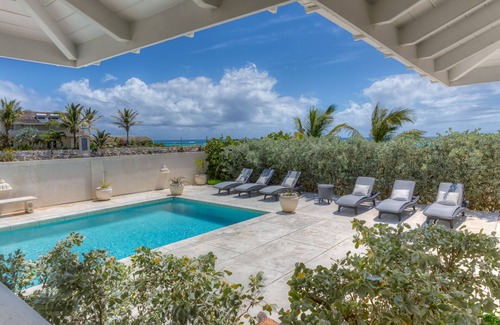 Belair Villa | Whispering Palms