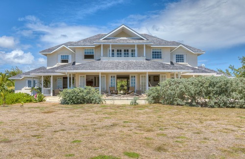 Belair Villa | Whispering Palms
