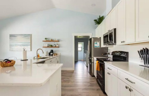 Pebble Beach House | Whispering Palms - Private heated pool and hot tub