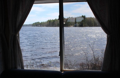 Damariscotta Cottage | Whispering Pines Cottage - Surrounded by Pemaquid Lake with beautiful views