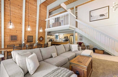 Sunnyside House | Whispering Pines in Tahoe City