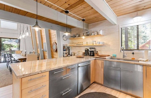 Sunnyside House | Whispering Pines in Tahoe City