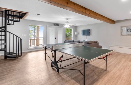 Cason House | Whispering Pines - Lake of the Pines Waterfront!