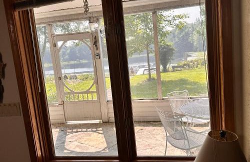 Auburn Cabin | Whispering Pines Lodge