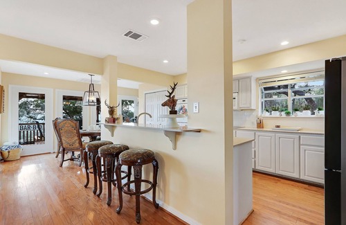 Wimberley House | Whispering Ridge Ranch I Swimming Pool, Hot Tub, Dogs, Hill Country Views