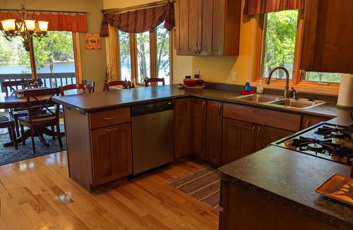 Hazelhurst House | WHISPERS OF THE WILDERNESS - Minocqua Area Lake Home