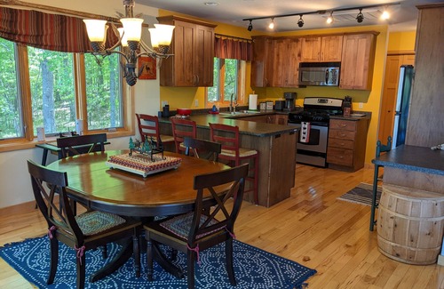 Hazelhurst House | WHISPERS OF THE WILDERNESS - Minocqua Area Lake Home
