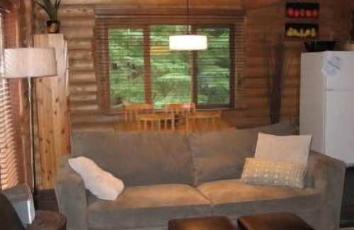 Whistler Cay Estates Cabin | Whistler Cay, Sleeps 6 Adults/2 children, 3 Bedroom Cabin