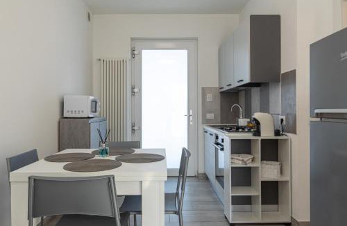 Castelnuovo del Garda Apartment | White Angel