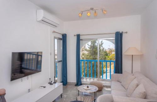 Agios Tychon Apartment | White Arches Apt #2 by TrulyCyprus