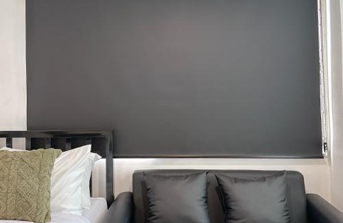 Nimman Apartment | White & Black Cozy Room Heart of Nimman