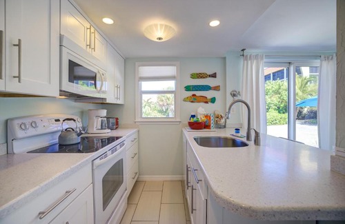 Sanibel House | White Caps #7