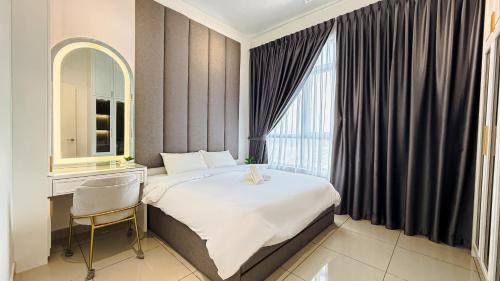 Gua Apartment | White Cozy Home near IOI City Mall with Netflix