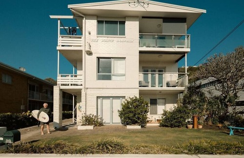 Currumbin Apartment | White Dolphin 7 Summa