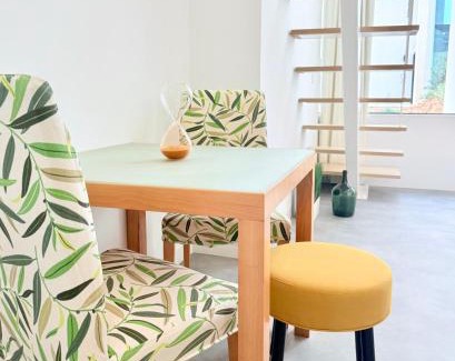 Aveiro Apartment | White Garden
