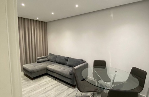 Queluz Apartment | White house apartments