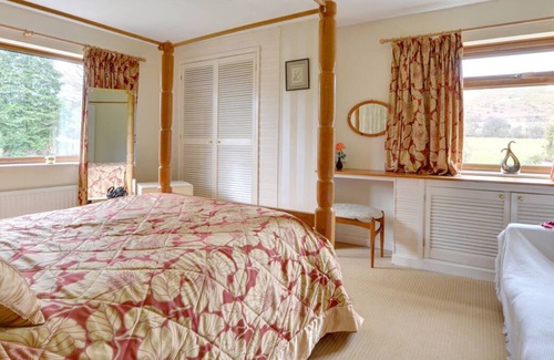 New Radnor House | White House Cottage in Presteigne