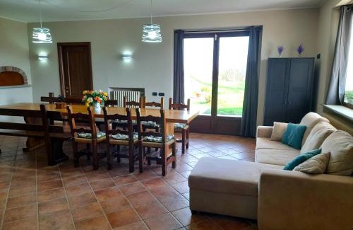 Nizza Monferrato Apartment | WHITE HOUSE
