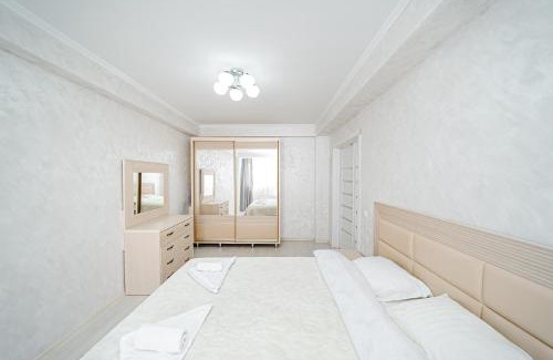 Chisinau Apartment | White House