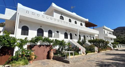 Pefki Apartment | White House Mochlos Suite