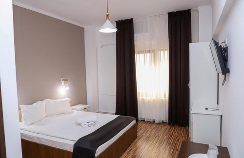 Galati Hotel | White House