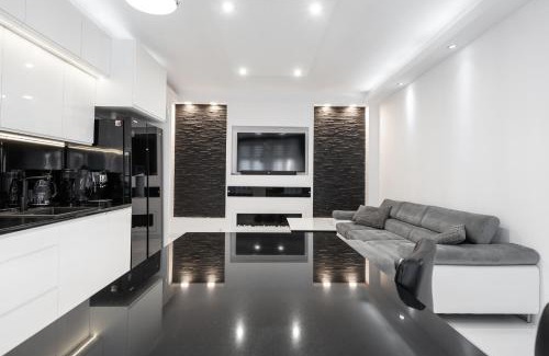 Nikiszowiec Apartment | White Luxury Apartment