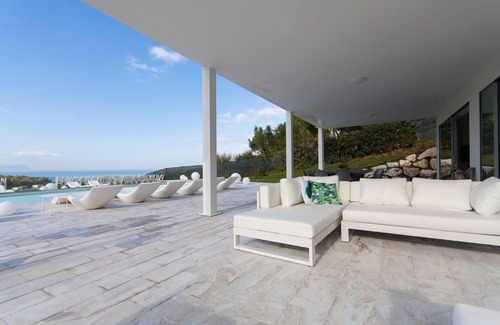 Partinico Villa | White Luxury Villa with pool and Jacuzzi in the Sicilian Countryside