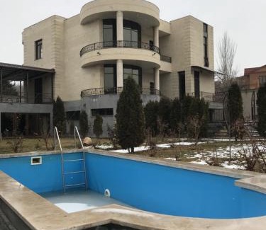 Nork-Marash Villa | White Luxury Villa With Swimming Pool In City Center