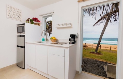 Jarealito Apartment | White Nest at the Beach