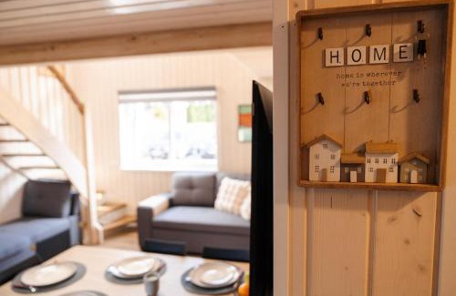 Parnu House | White Nights holiday home with sauna and grill