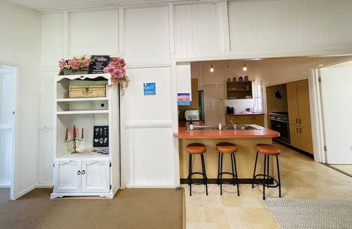 Stanthorpe House | White on White in Stanthorpe