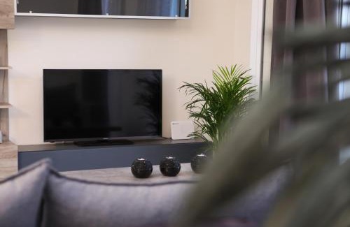 Petriti Apartment | White Pearl 1