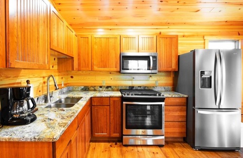 Sioux Narrows Nestor Falls Cottage | White Pine Retreat - Channel View. This is our nicest cabin - all new.