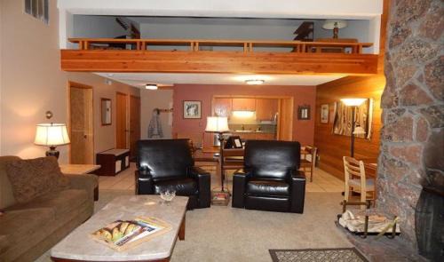 Teton Village Apartment | White Ridge A3