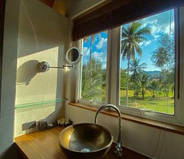 Ko Chang Villa | White Sand Beach Villa 32B
