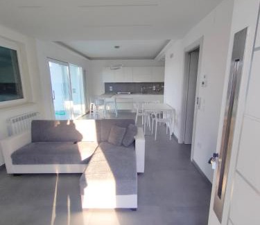 San Vito Chietino Apartment | WHITE SEA