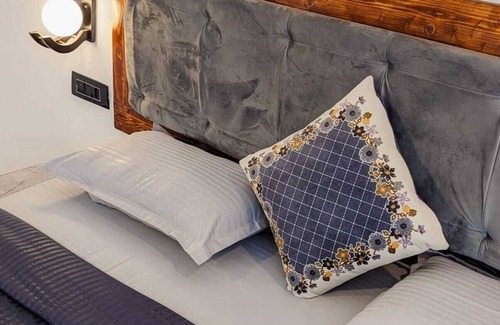 Arambol Hotel | White Tree Resort