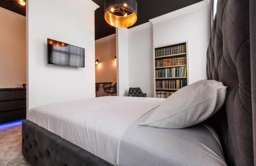 Niksic Apartment | White unique Apart