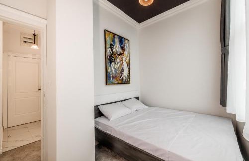 Niksic Apartment | White unique Apart