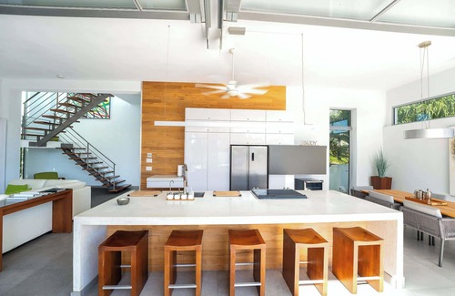 Long Bay Villa | White Villas - Family Beachside Villa with Pool (2